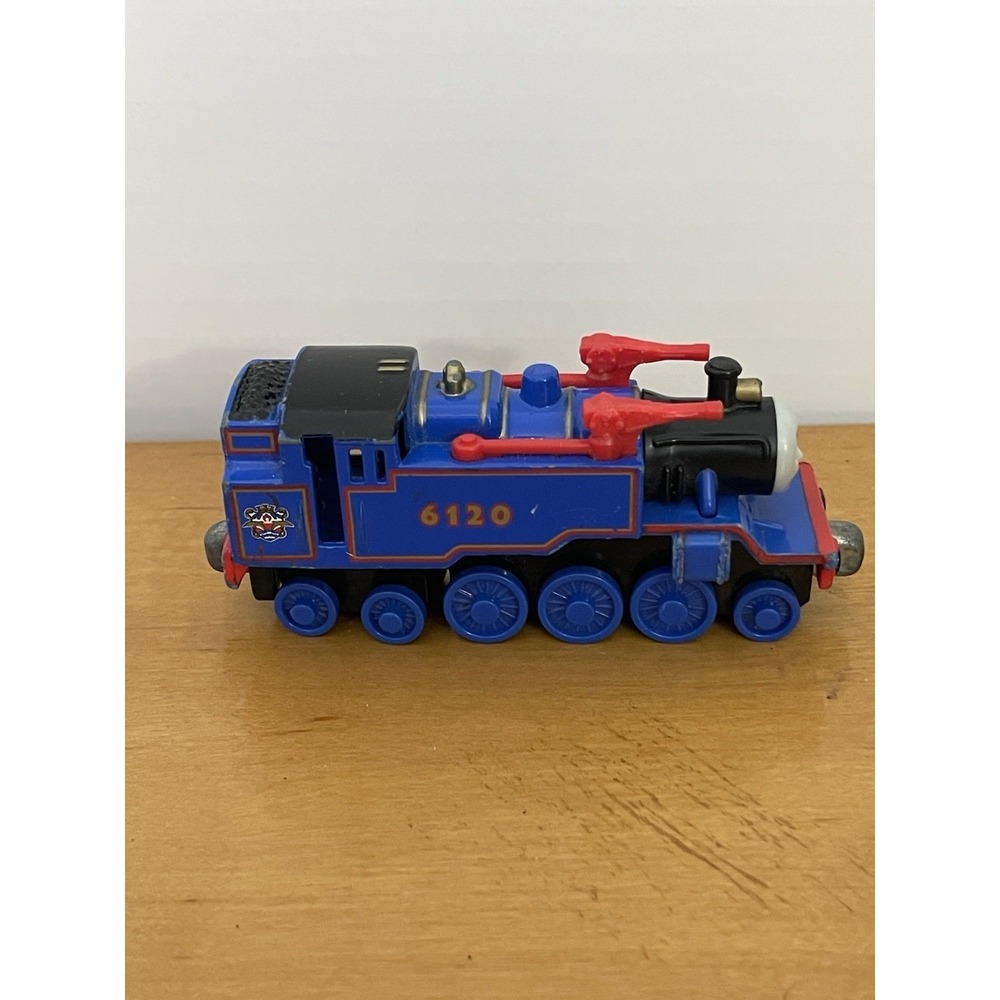Thomas & Friends Diecast Take & Play Train Tank Engine Belle Not Talking Version - Picture 2 of 10